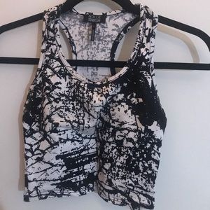 White and black cropped tee